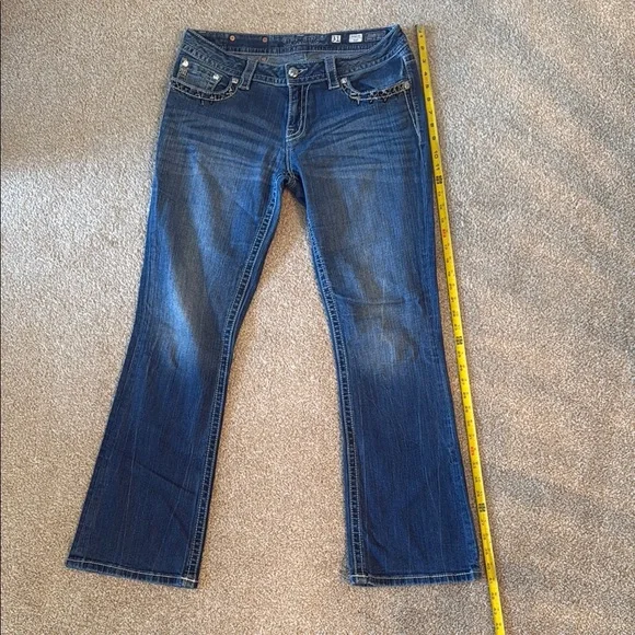 Women's Blue Jeans - Picture 7 of 10